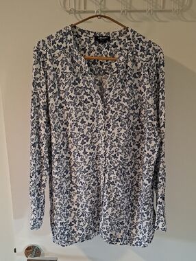 Olsen White & Blue Ditsy Butterfly Print Collarless Button-up Blouse (Size L/12)
